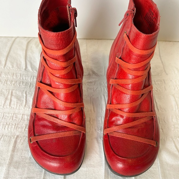 Miz Mooz Red Leather Lace Kitten Heel Boots - Picture 8 of 11